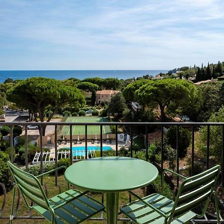 Hotel Du Parc Cavalaire Sur Mer المظهر الخارجي الصورة