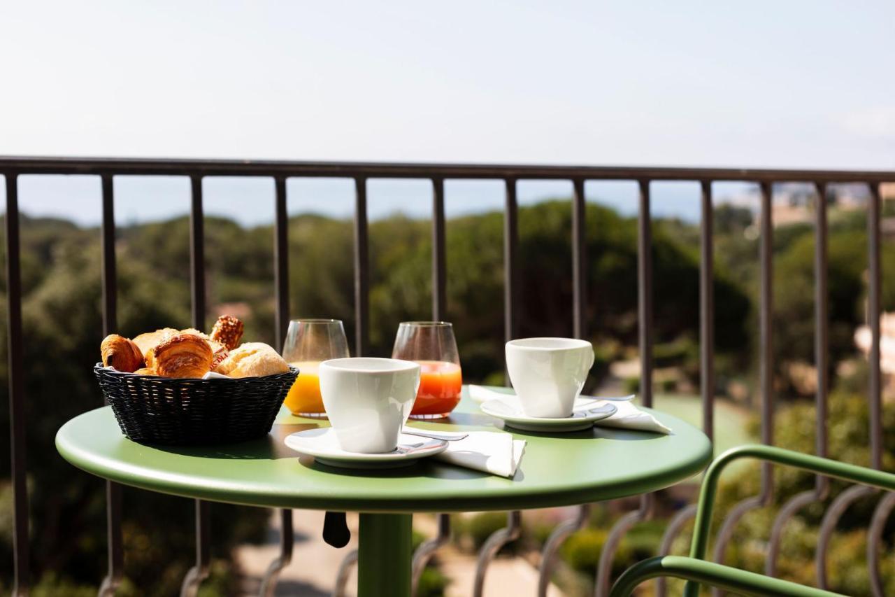 Hotel Du Parc Cavalaire Sur Mer المظهر الخارجي الصورة