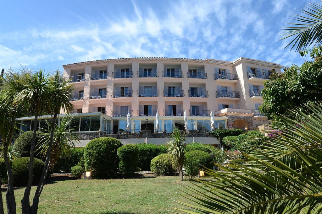 Hotel Du Parc Cavalaire Sur Mer المظهر الخارجي الصورة